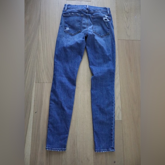 FRAME Le Skinny de Jeanne Distressed Skinny Jeans - Picture 2 of 4